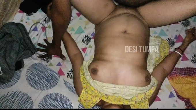 ভারতের কিশোরী বোন স্টেপব্রাদারের সাথে তীব্র মিলন অনুভব করে, তার ভিতরে উত্সর্গ সহ