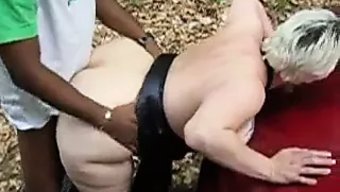 মধ্যবয়সী ...
