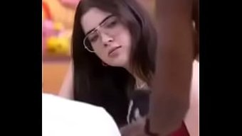 এই হট রিয়...